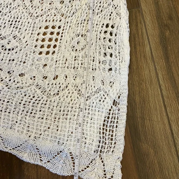 White Crochet Beach Cover-Up - Picture 6 of 7